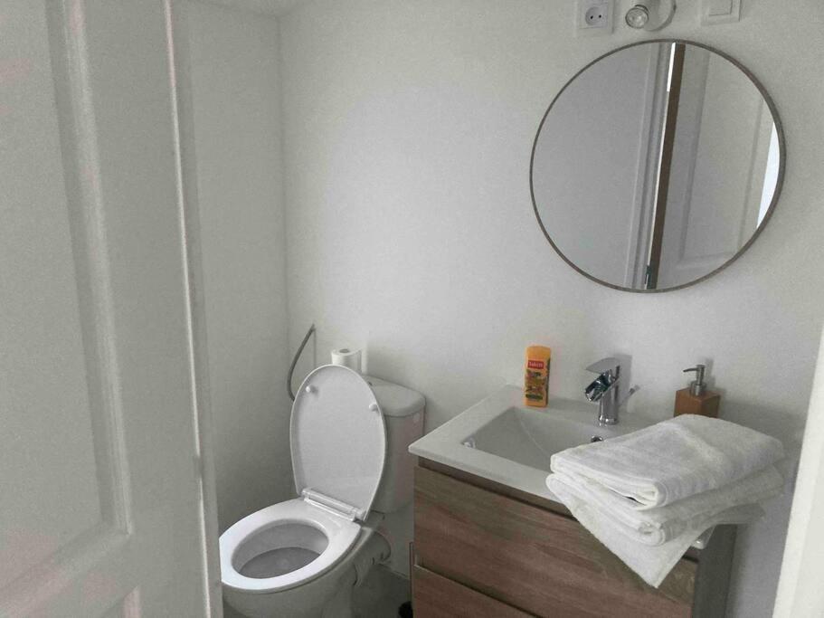 Maisonnette Neuve Avec Jardin Privatif Saran Εξωτερικό φωτογραφία